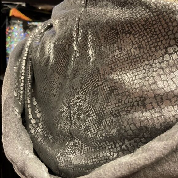 Vintage s silver grey snakeskin blinb sequin hooded full zip jacket/sweatshirt - Picture 7 of 7